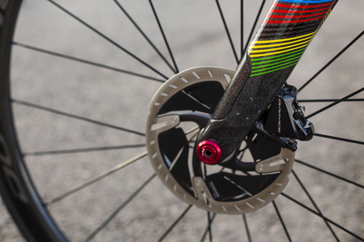 Annemiek van Vleuten's Scott Addict RC has disk brakes