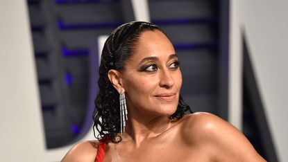 Tracee Ellis Ross attends the 2019 Vanity Fair Oscar Party hosted by Radhika Jones at Wallis Annenberg Center for the Performing Arts on February 24, 2019 in Beverly Hills, California
