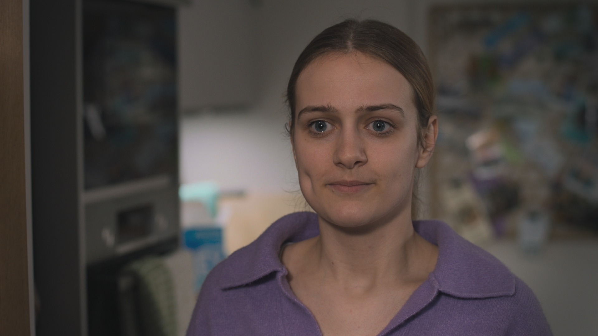 EMBARGOED 19/09 Cassie hiding out at Nicole's flat before tragedy strikes...
