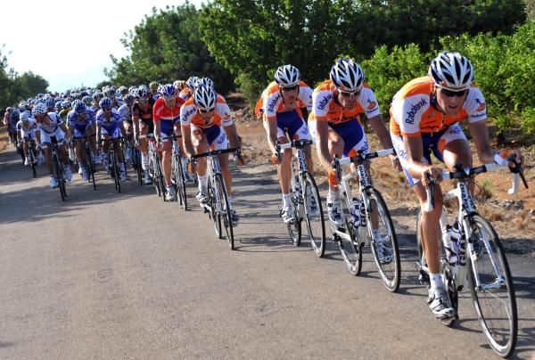 Rabobank hoping to set up Oscar Freire in the sprint.