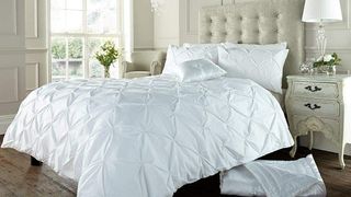 Hachette Pintuck Duvet Cover Set