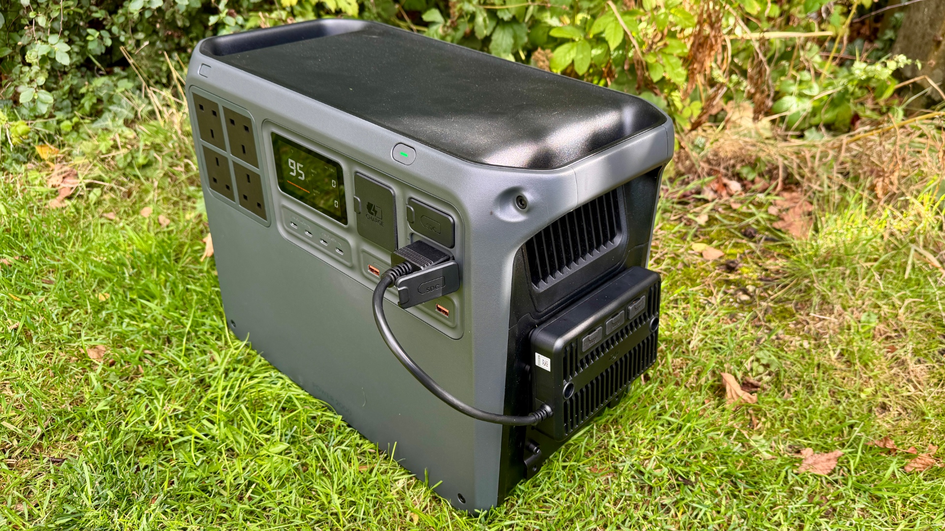 DJI Power 2000 solar module