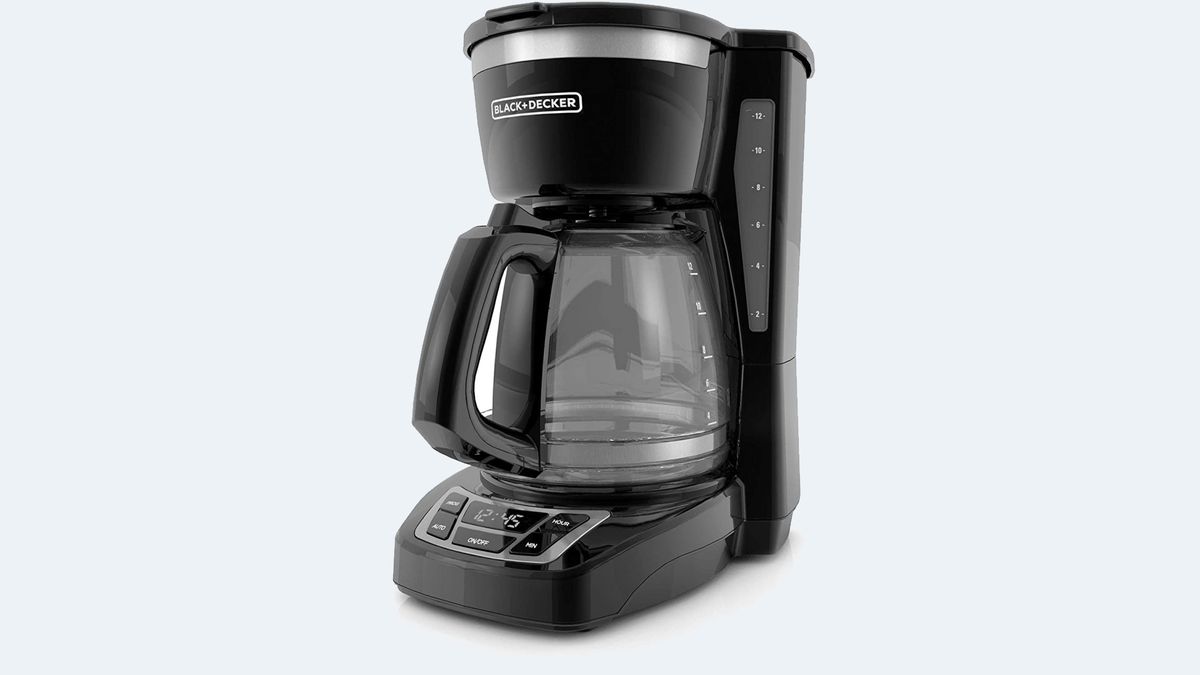 This super cheap coffee maker just took an extra price cut at Amazon