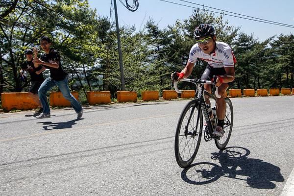 Mountains leader Sung Baek Park (KSPO) won both KOMs on stage 5 to increase his lead in the classification.