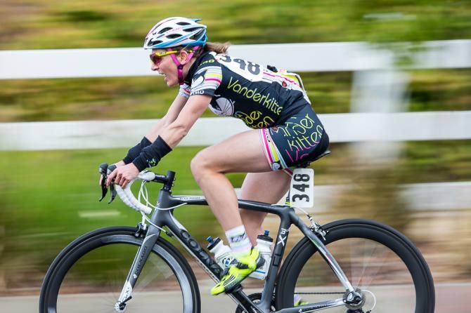 Fiona Strouts (Vanderkitten) down the descent