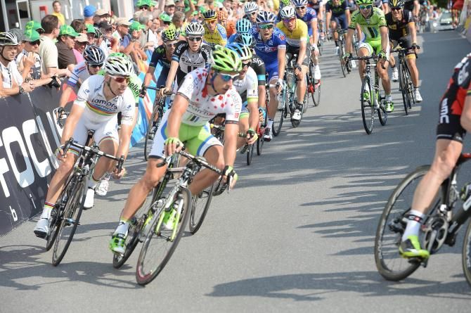 Peter Sagan remains cool in the final corners