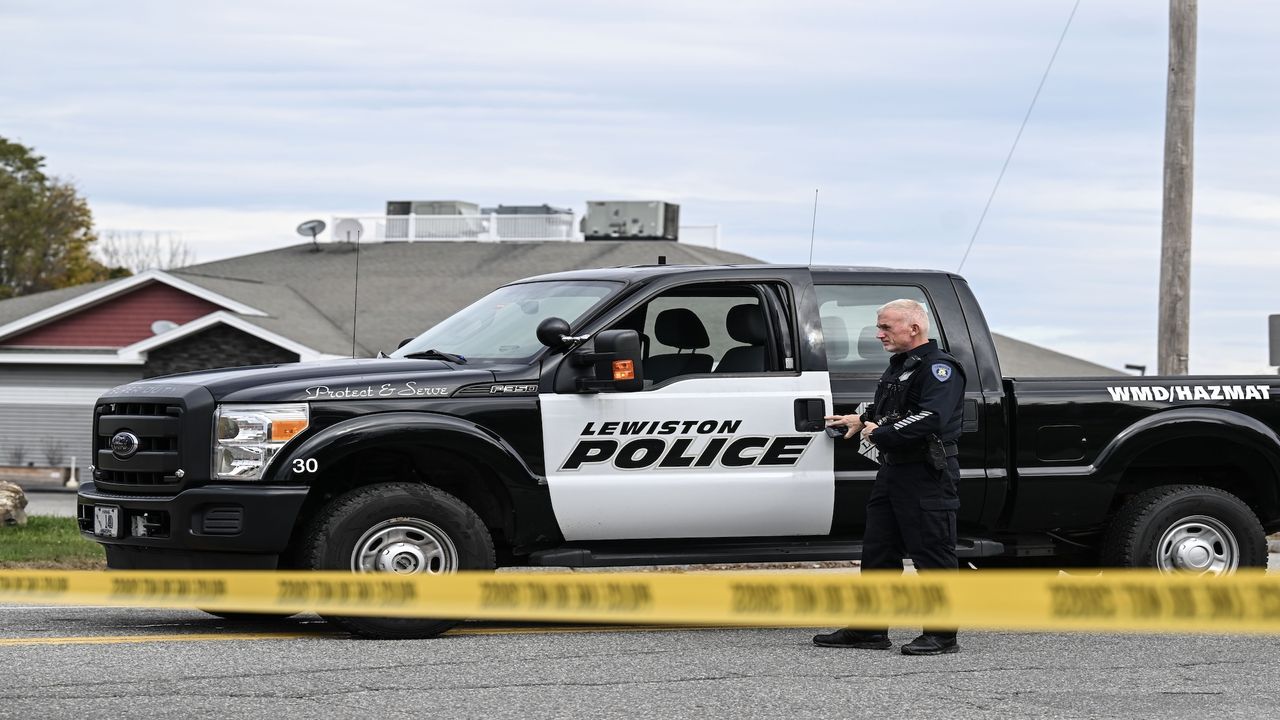 A Lewiston, Maine police officer