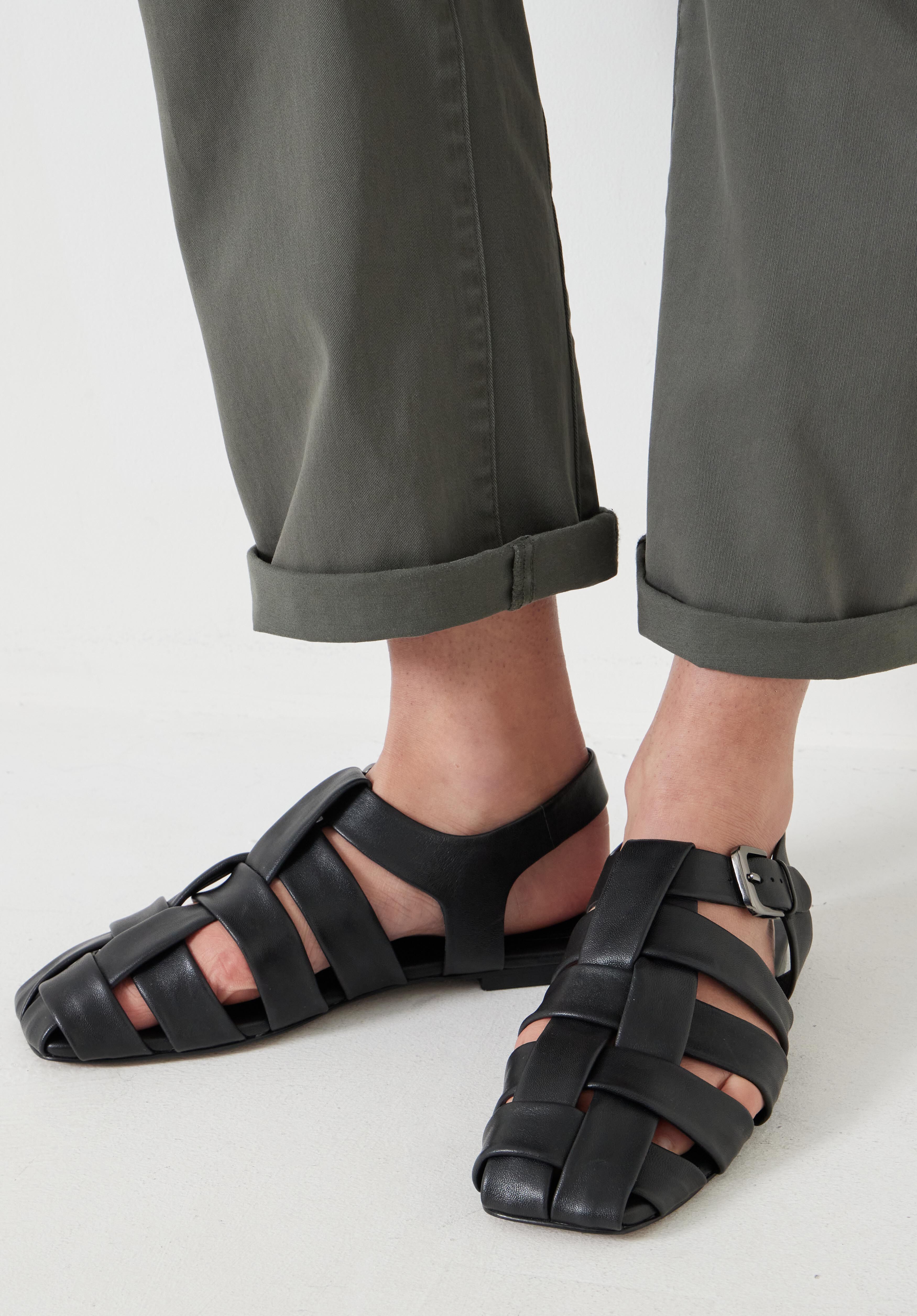 Leather Caged Fisherman Sandals