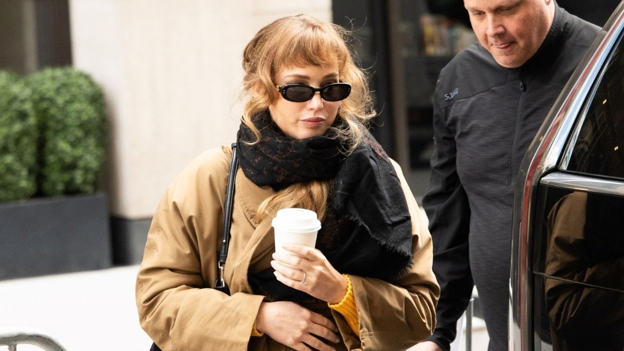 Author Says Grey Jeans Are the Best Way to Style Ugg Boots