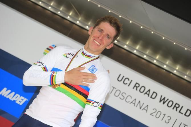 Rui Costa (Portugal) pulls on the rainbow jersey