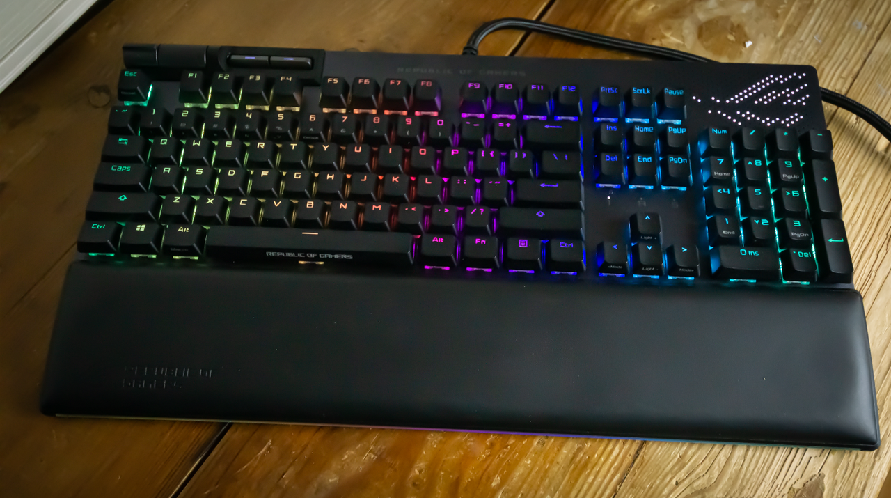 Asus ROG Strix Flare II Animate