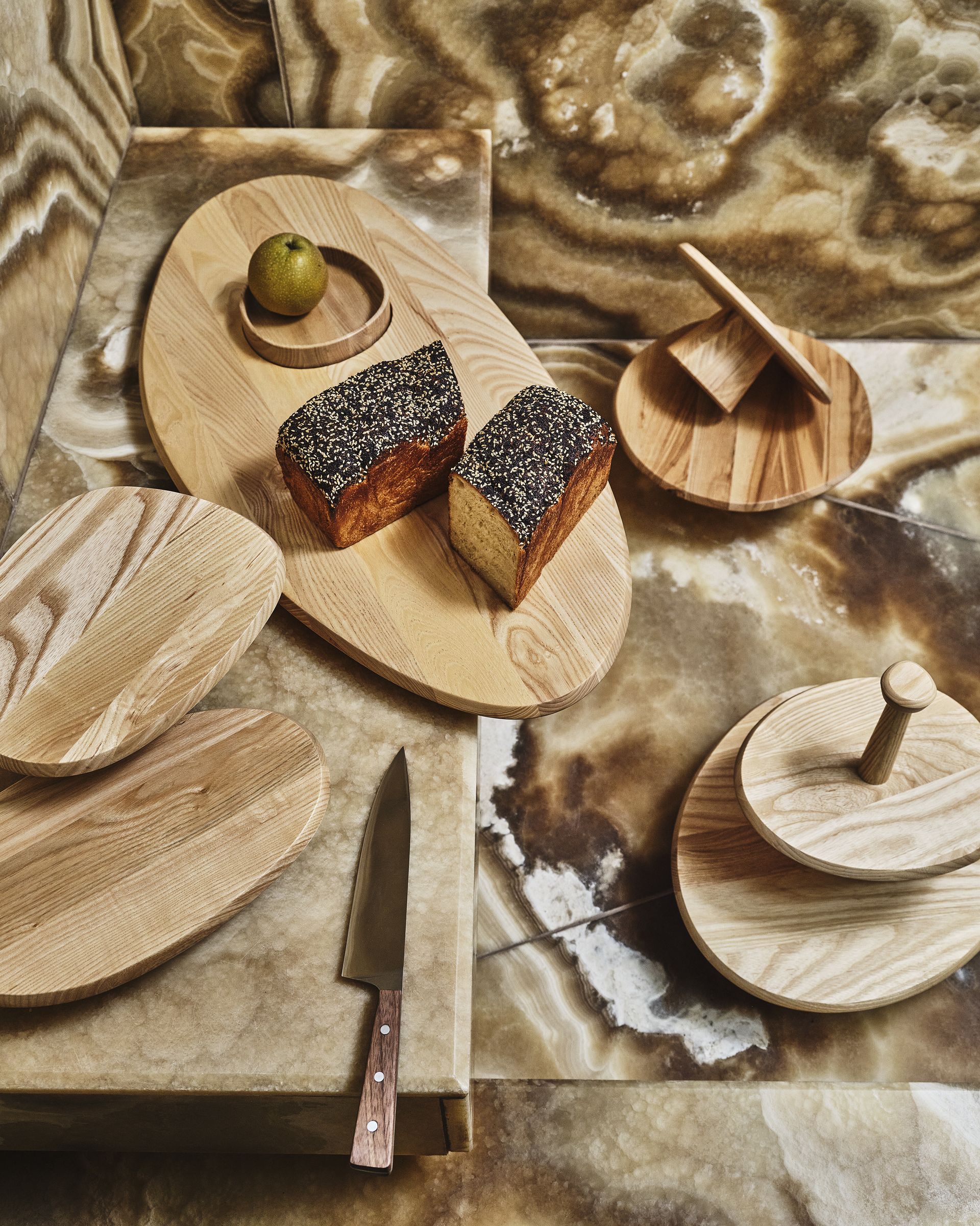 Discover Kelly Wearstler Serax tableware collection Wallpaper