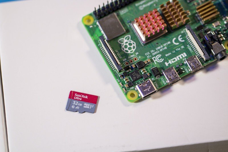 Raspberry Pi MicroSD Card Close