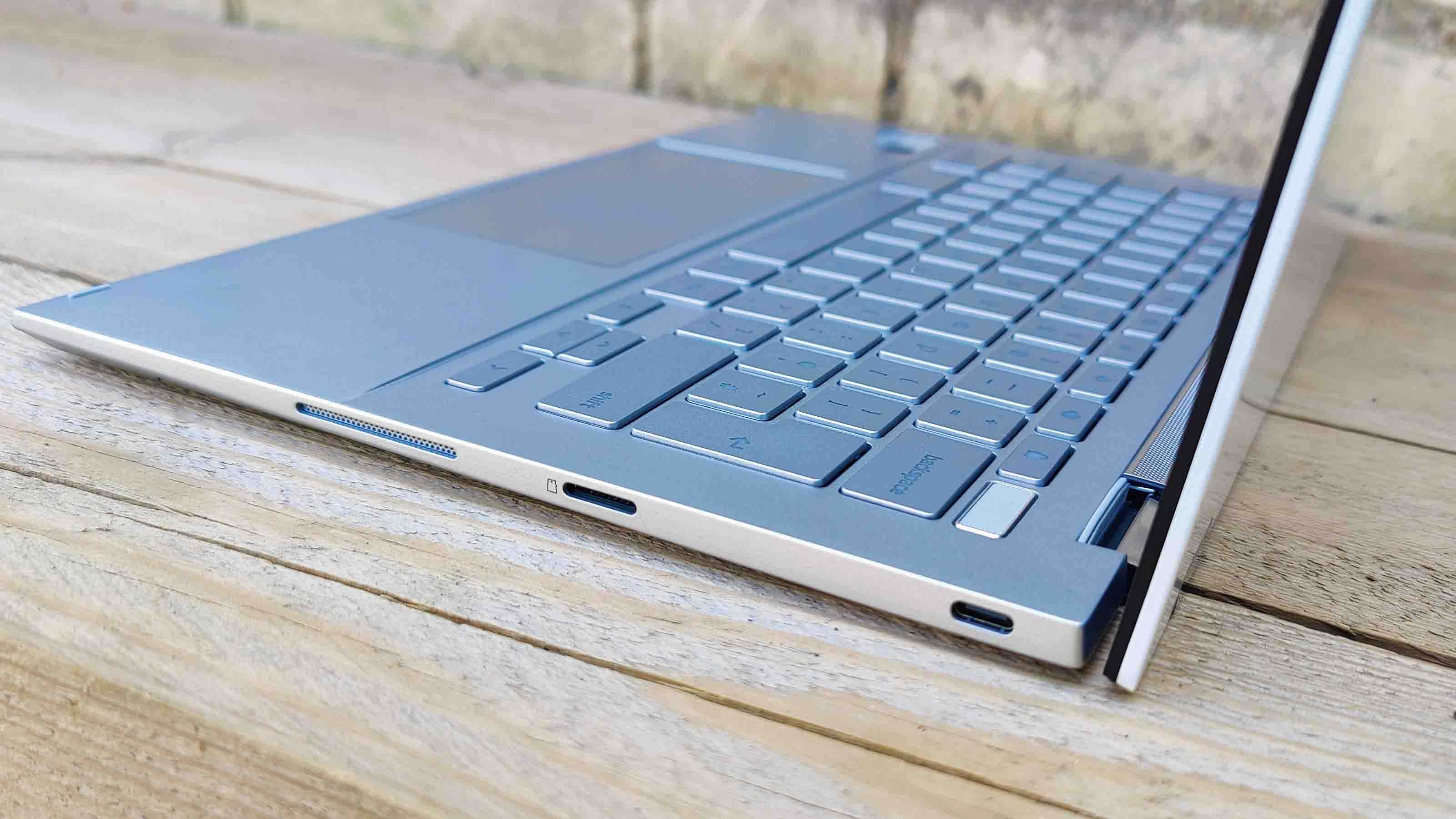 ASUS Flip C436 review: 5 things to know before you buy