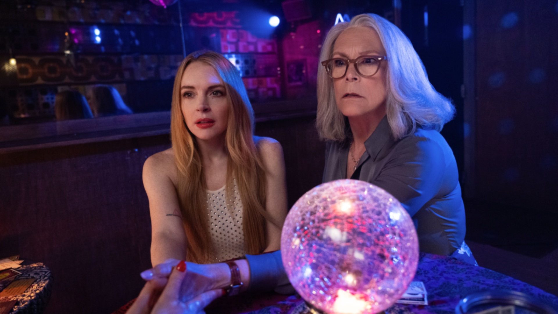 Lindsey Lohan and Jamie Lee Curtis in Freakier Friday