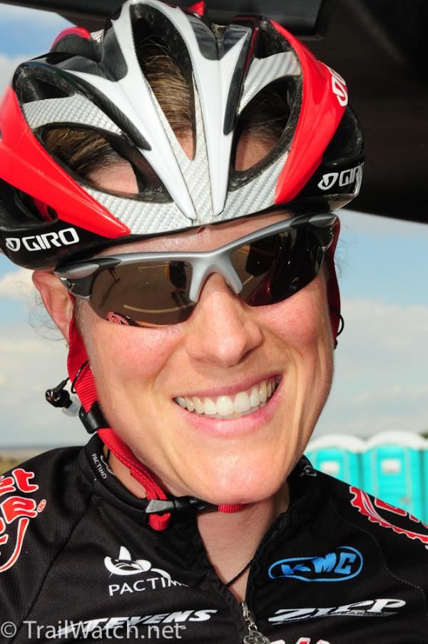 Katie Compton (Planet Bike) continues her preparation to contend for the national championships