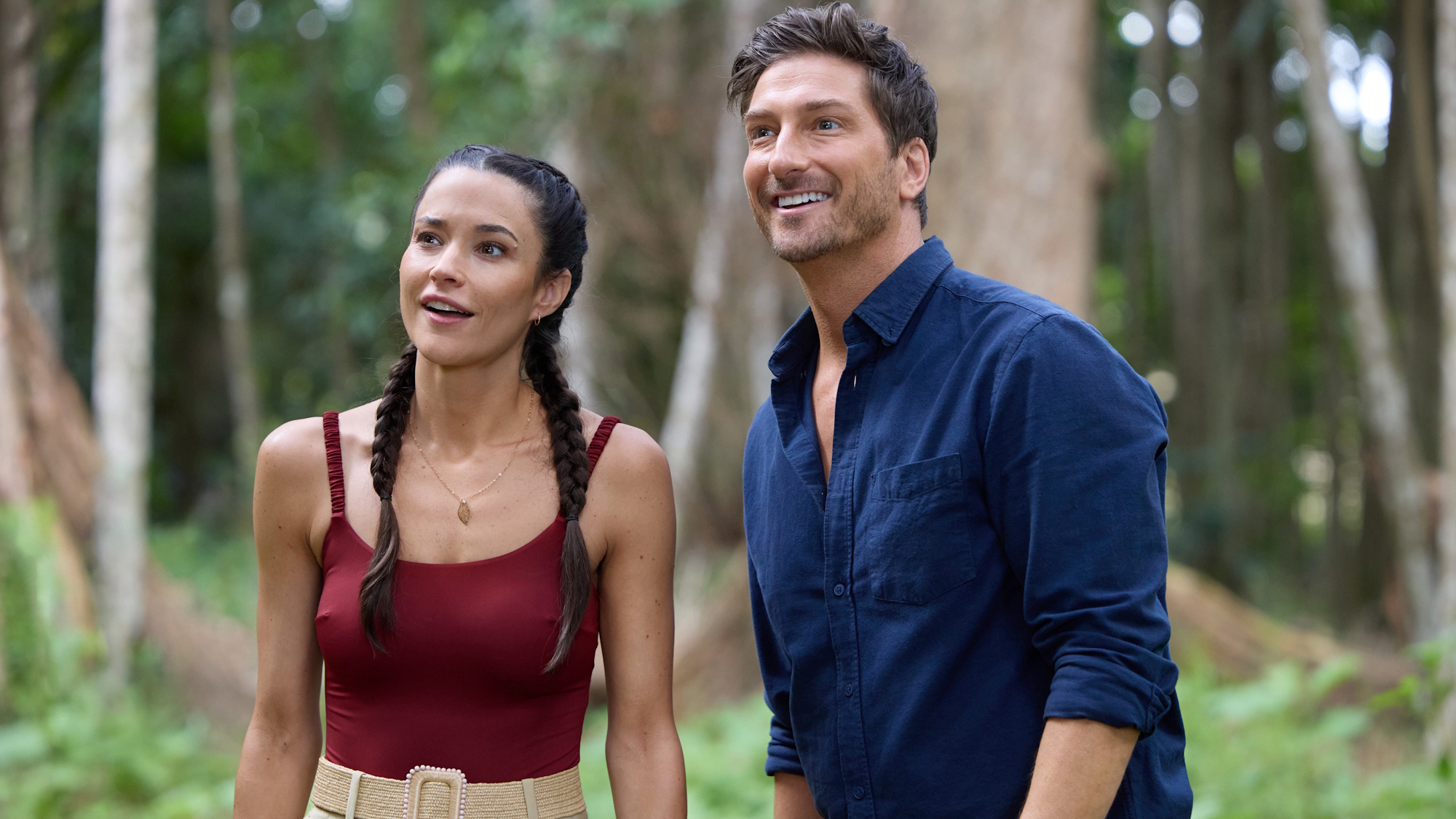 Samara (Rhiannon Fish), a former lawyer now event planner, reunites with Nate (Daniel Lissing), her ex‑coworker in Aussie at Heart. 