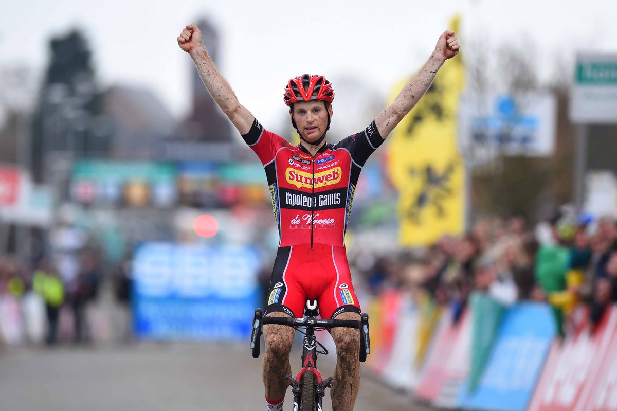 Kevin Pauwels (Sunweb Napoleon Games) won alone