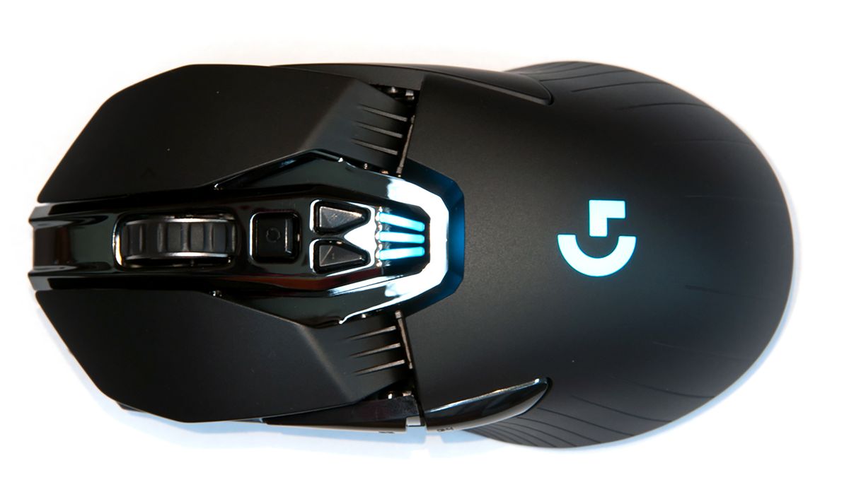 Logitech's Wireless, RGB-Lit G900 Chaos Spectrum Gaming Mouse, Hands On ...