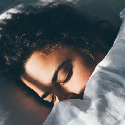 Sleepmaxxing for better skin 