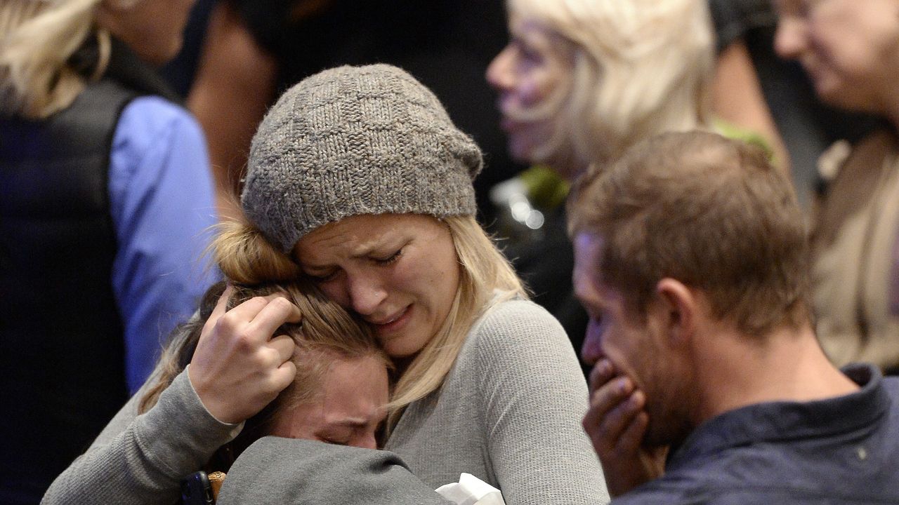 Vigil Held At Thousand Oaks City For 12 Victims Of Shooting At Borderline Bar