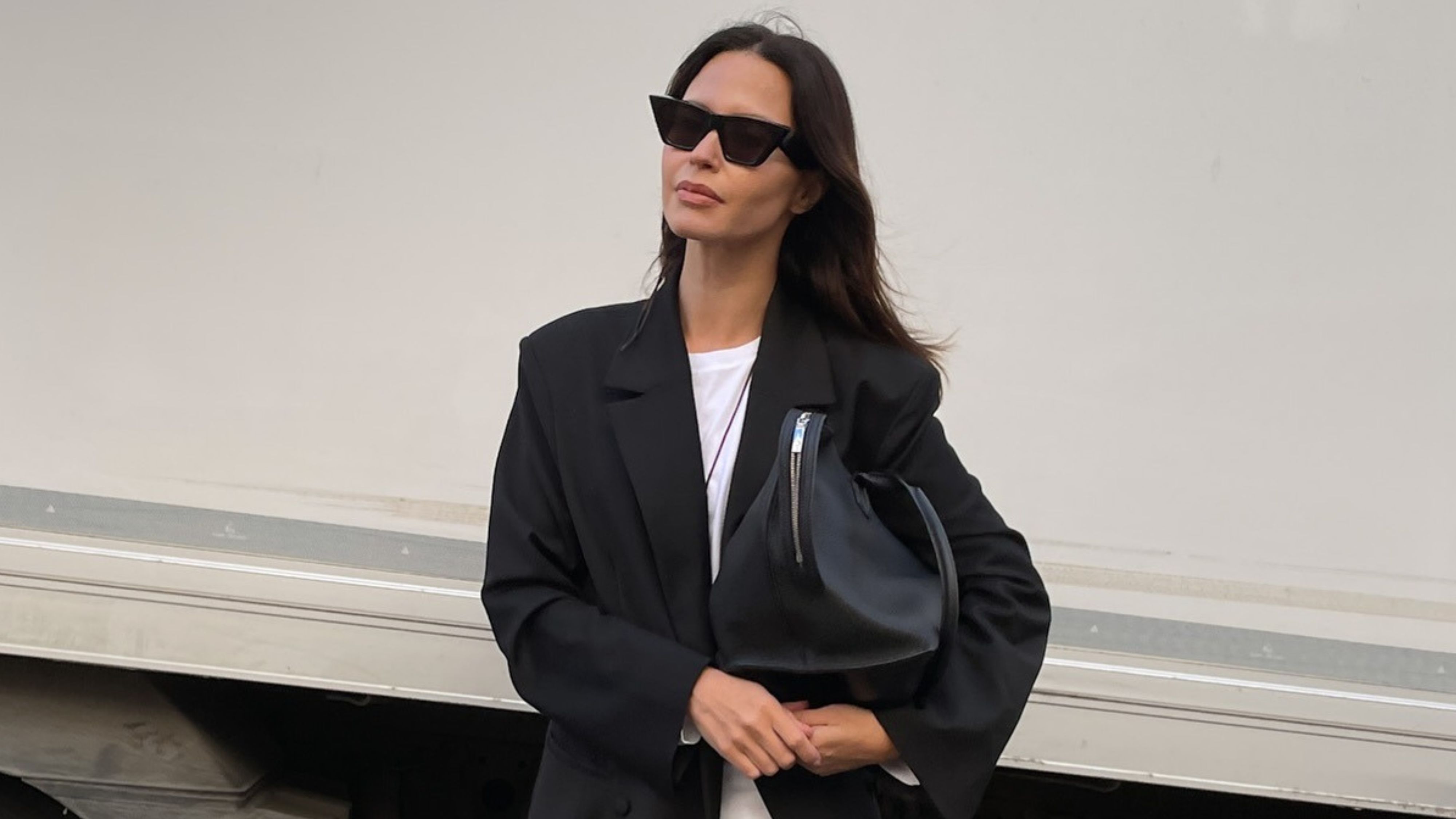 @johannapiispa wearing a black blazer over a white tee.