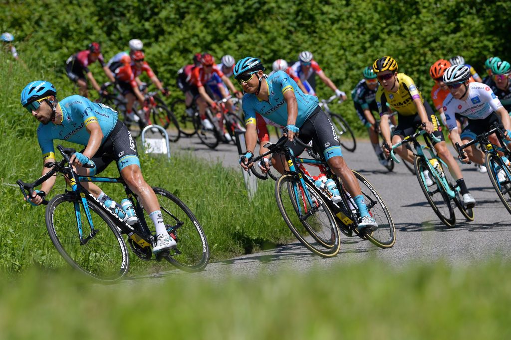 Descending on stage 19 of the Giro d'Italia