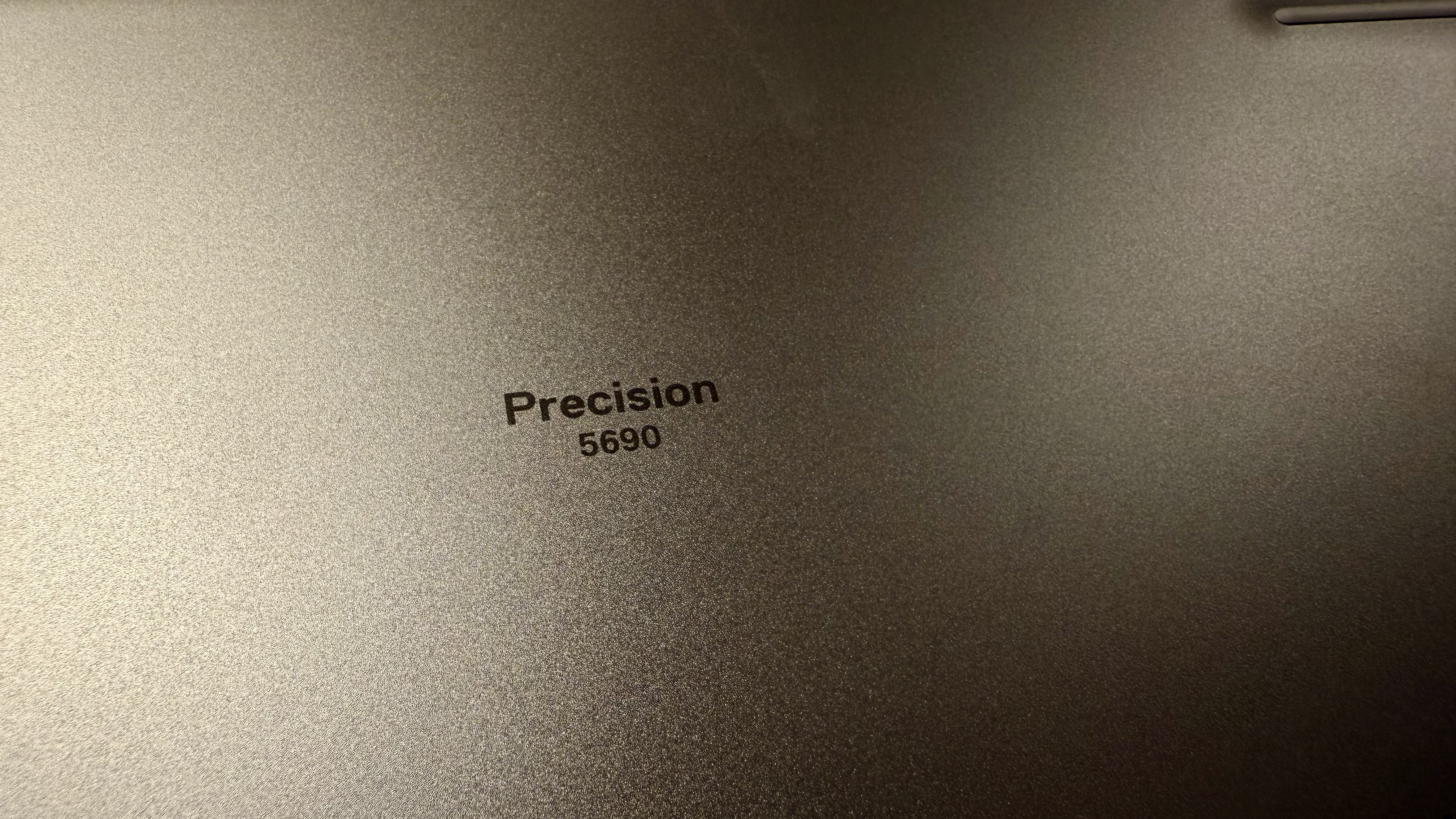 Dell Precision 5690