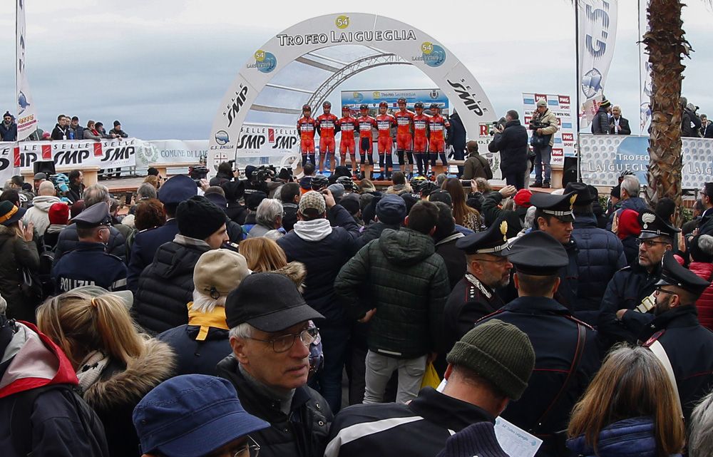 The Nippo-Vini Fantini on the podium