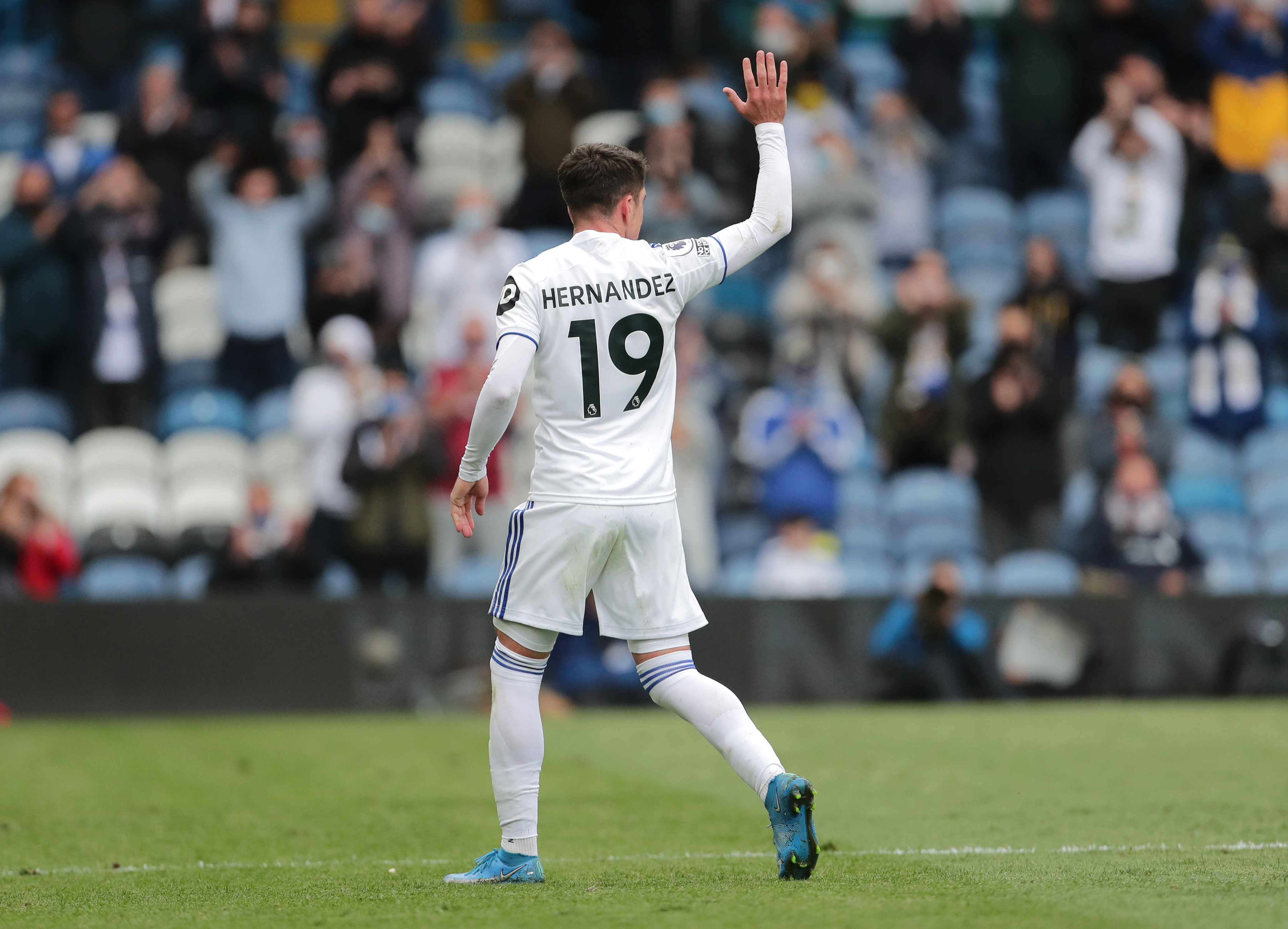 Pablo Hernandez Says Goodbye As Leeds End The Season With Another Win Fourfourtwo