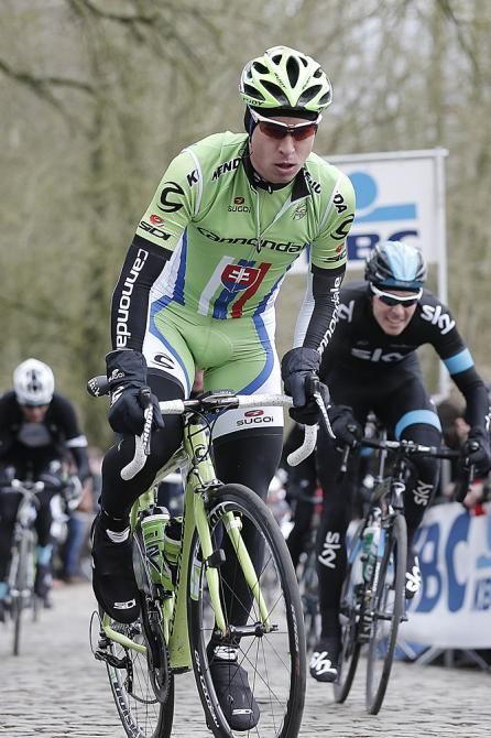 Peter Sagan (Cannondale) made the selection on the Kemmelberg