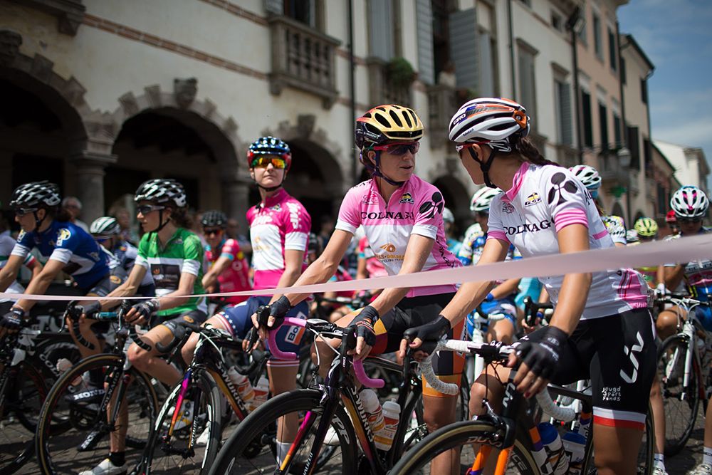 Evelyn Stevens (USA) of Boels-Dolmans Cycling Team chats with Katarzyna Niewiadoma (POL) of Rabo-Liv Cycling Team before the start of the Giro Rosa 2016 - Stage 3