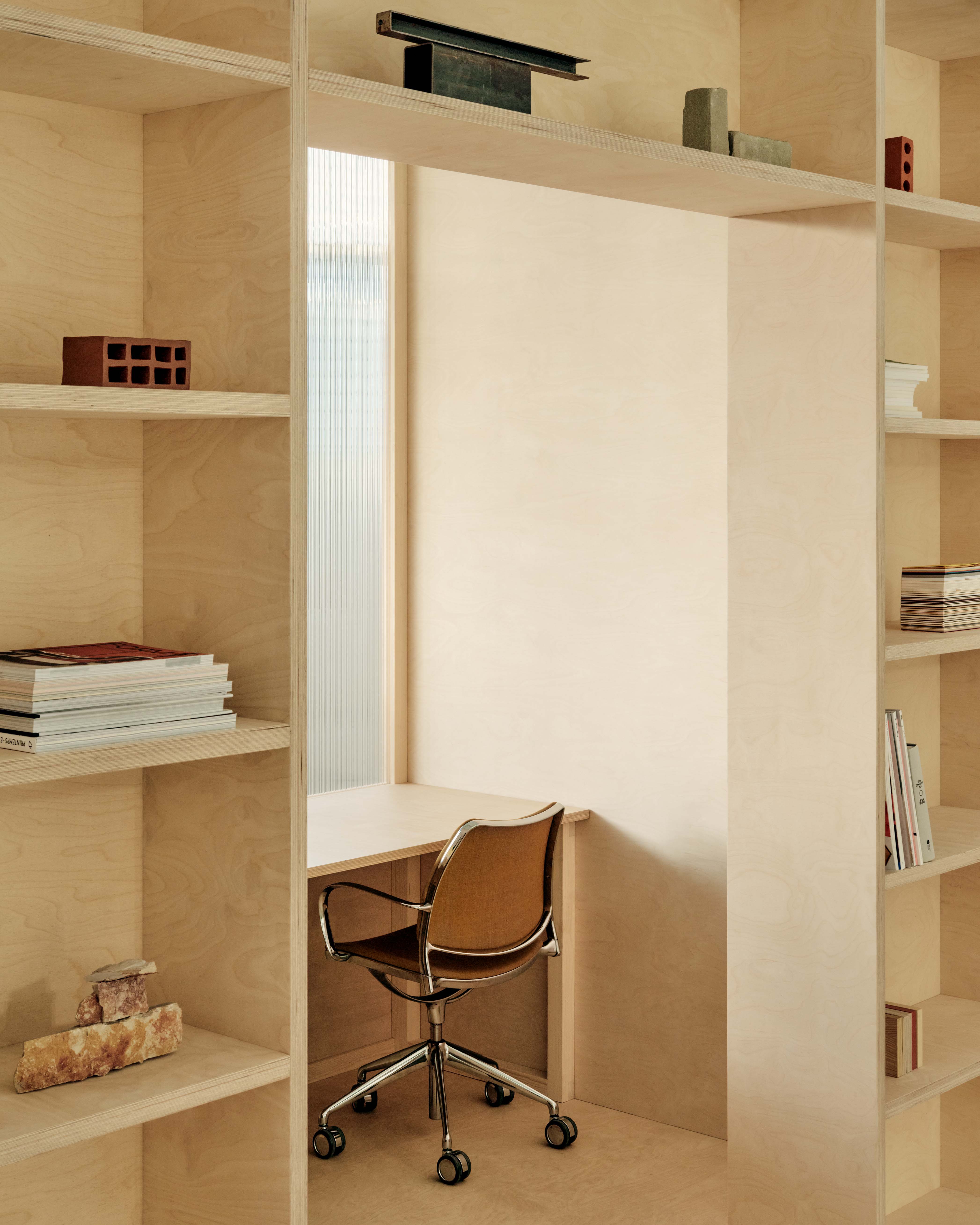 Studio 18%, Geneva, by Sapid Studio