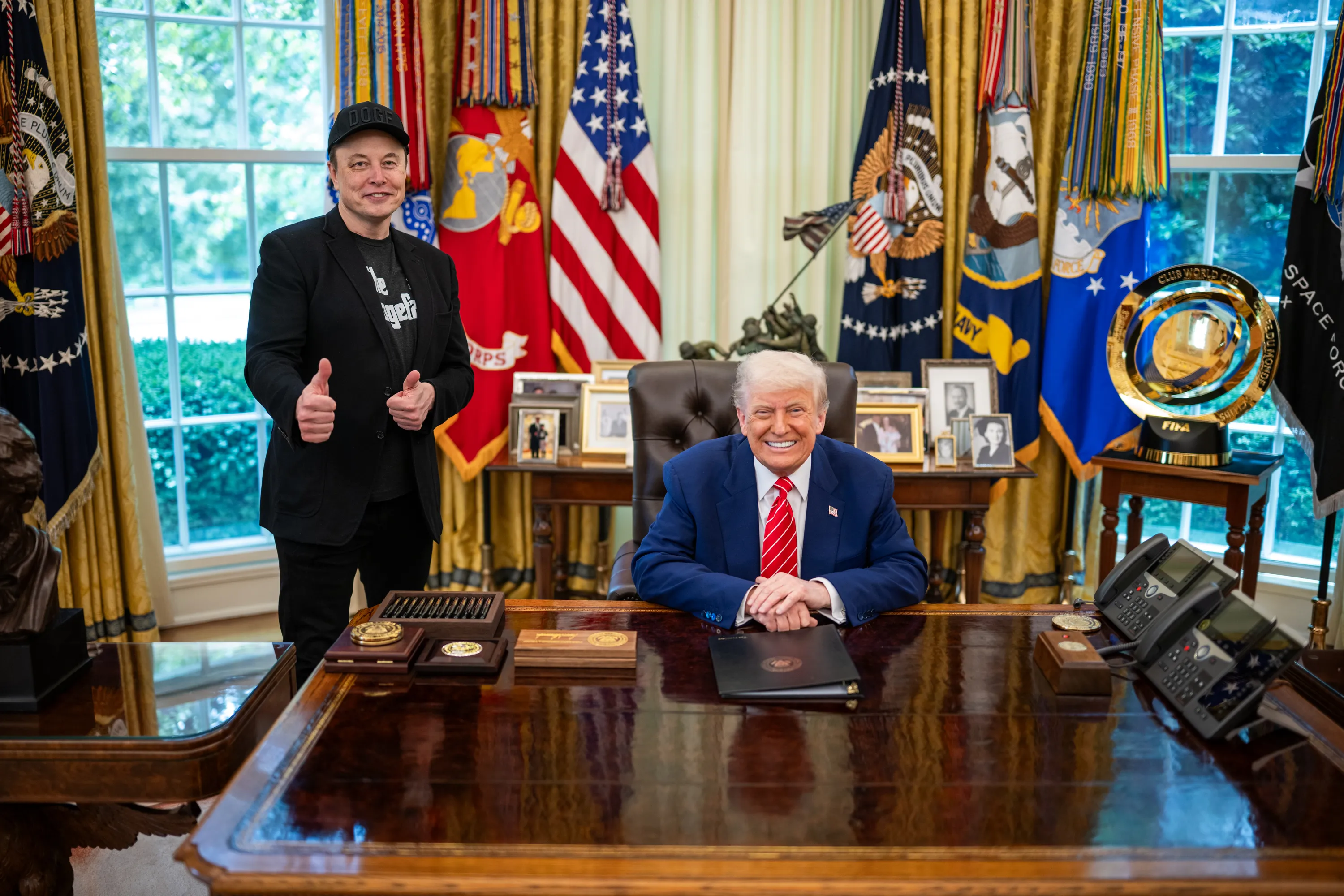 A photo of xAI CEO Elon Musk with U.S. President Donald Trump.