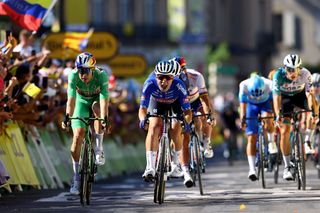 Jasper Philipsen wins stage 15 at the 2022 Tour de France