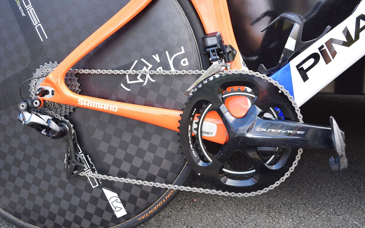 Like Team Ineos' road bikes, the frame is paired with a Shimano Dura-Ace R9150 drivetrain