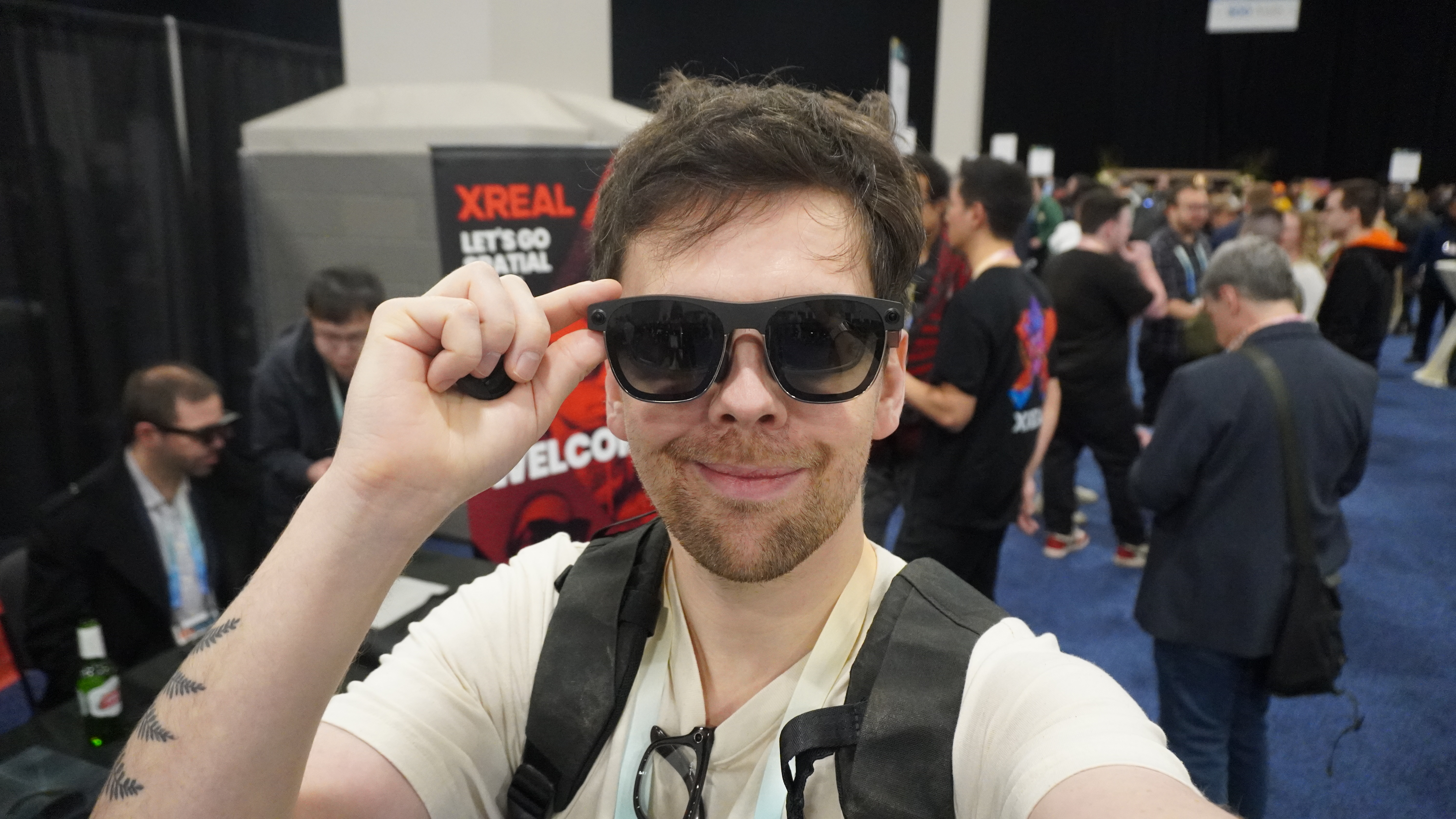 XREAL Air 2 & 2 Pro AR Glasses - Review & Gaming Experience! 