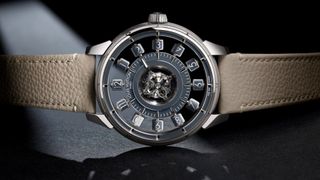 Louis Vuitton Tambour Taiko Spin Time Air