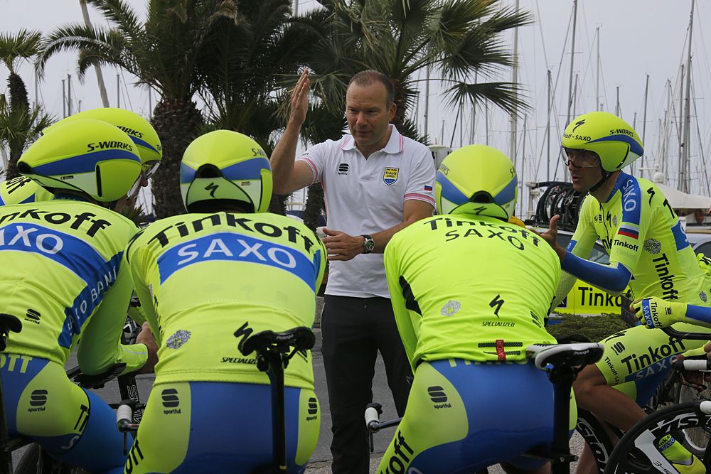 Tinkoff-Saxo discuss the team time trial course in San Lorenzo al Mare