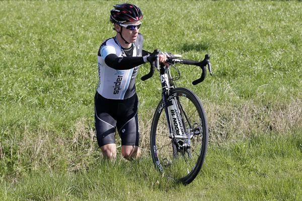 Ryan Roth (Spidertech) picks himself out of the ditch