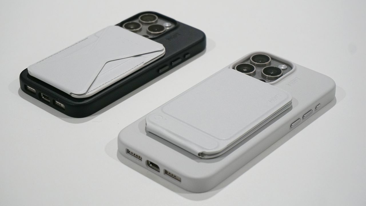 Moft iPhone 15 Pro case plus wallet and tripod MagSafe