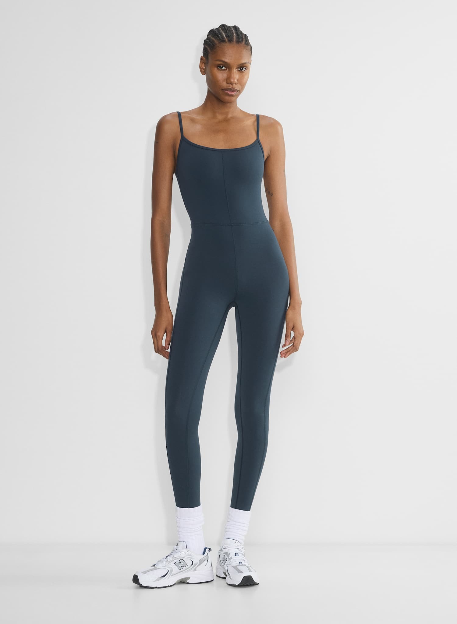 aritzia, 