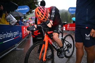 Geraint Thomas grovels in the rain as teammate Arensman creates Giro d’Italia tactical dilemma for Ineos Grenadiers