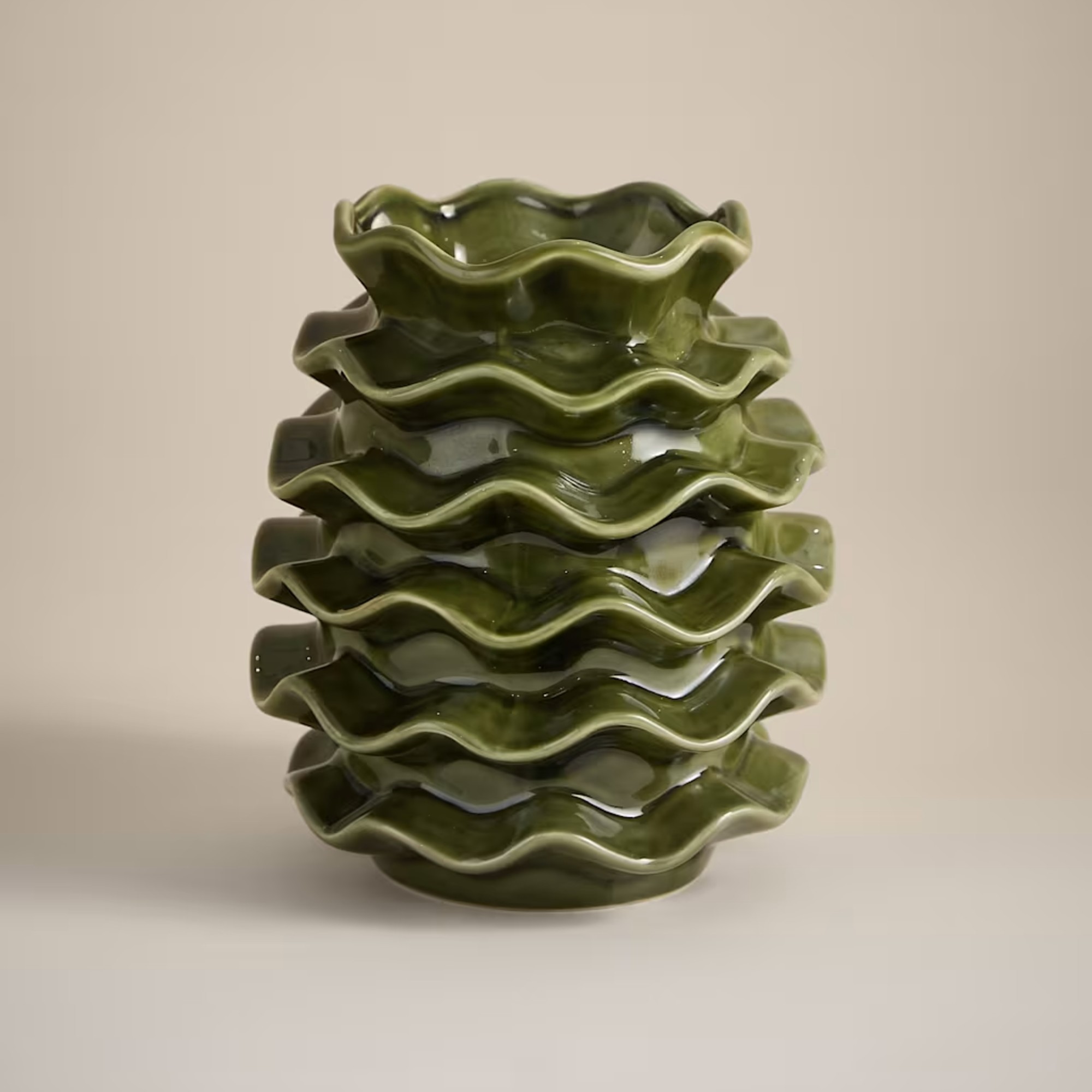M&amp;amp;S Medium Frill Ceramic Vase