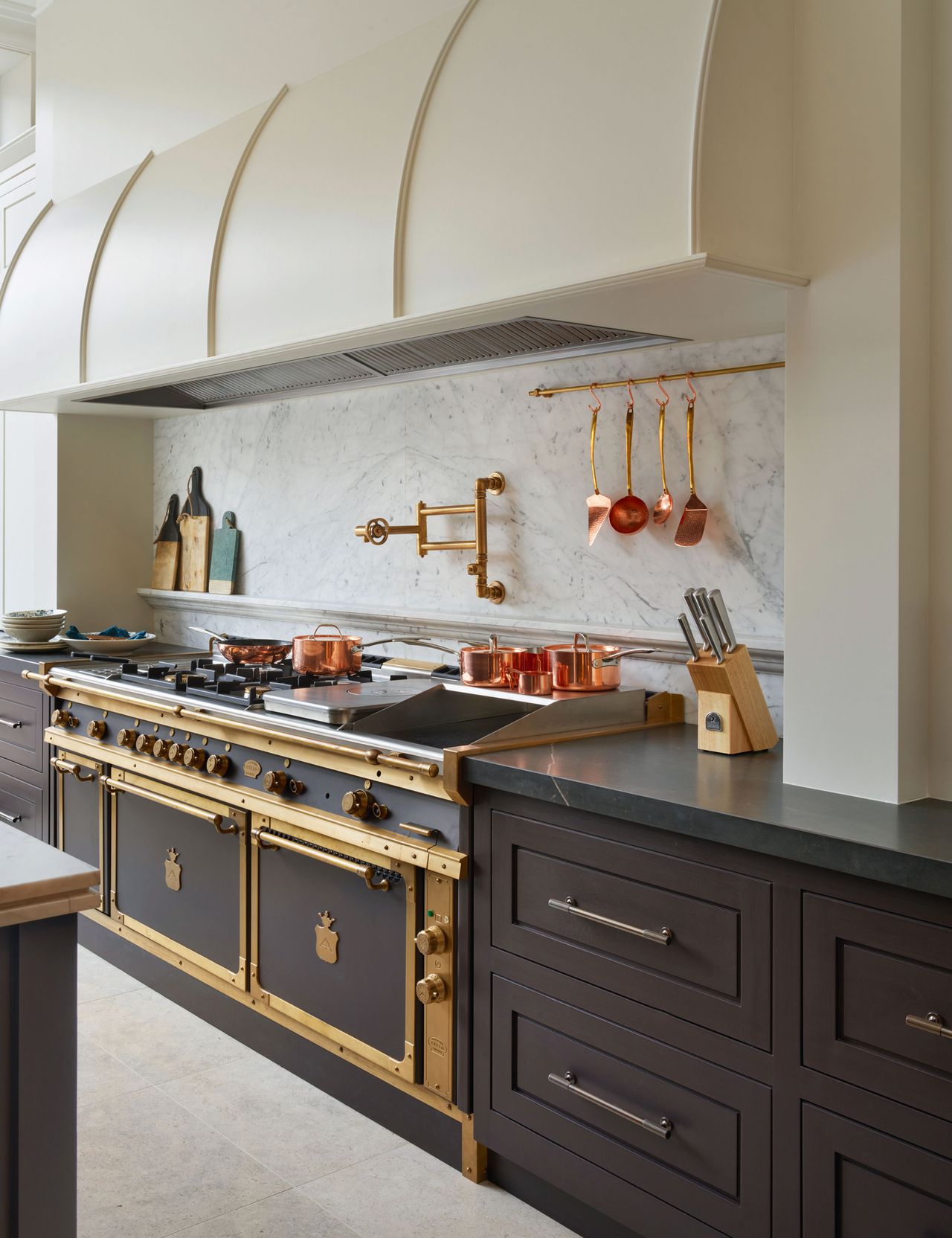 What should a chef's kitchen have? 9 things you need, say experts ...