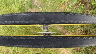 Top down view of the Challenge Grinder Tire