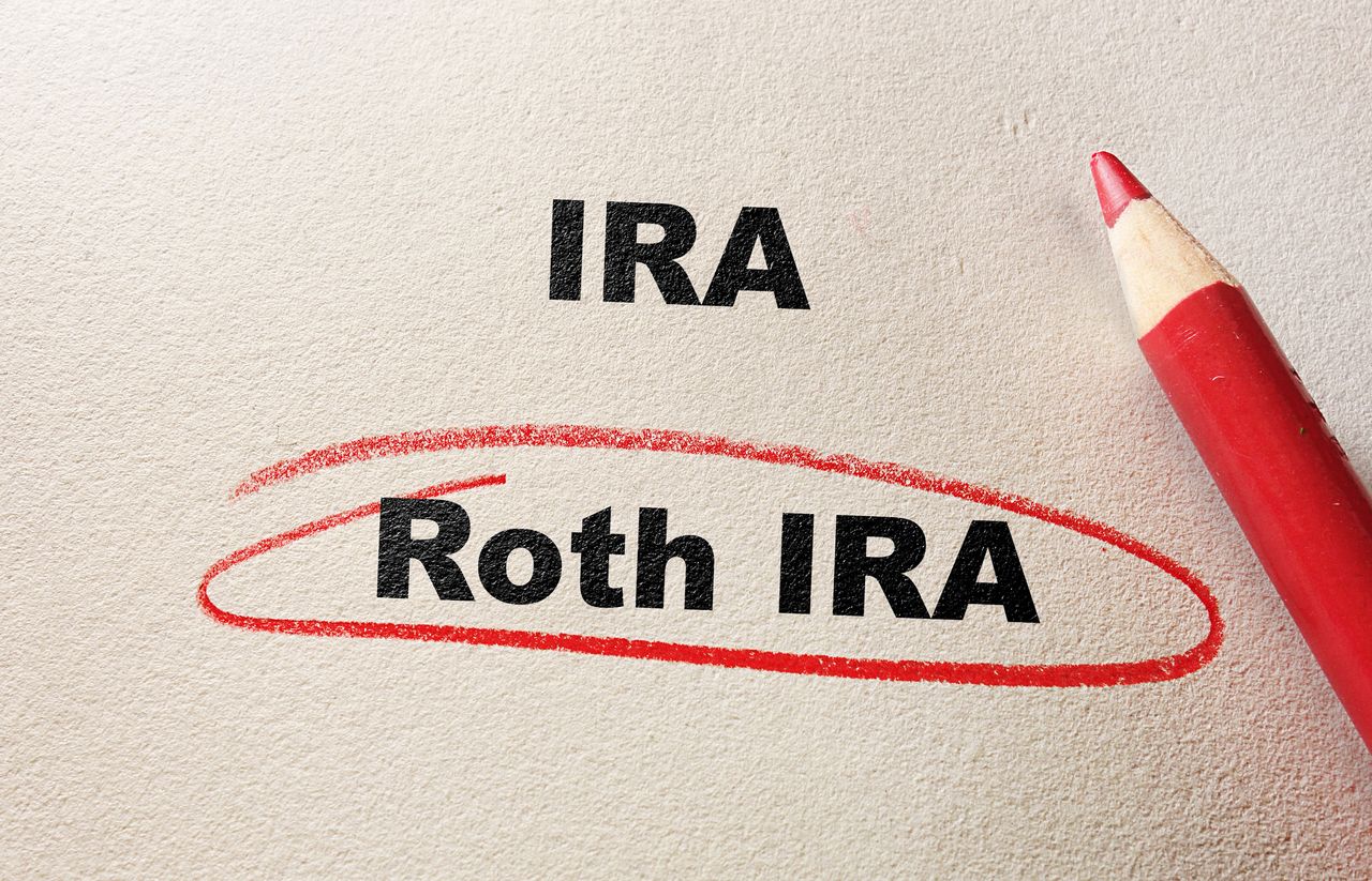 Roth IRA circled in red pencil, with IRA text