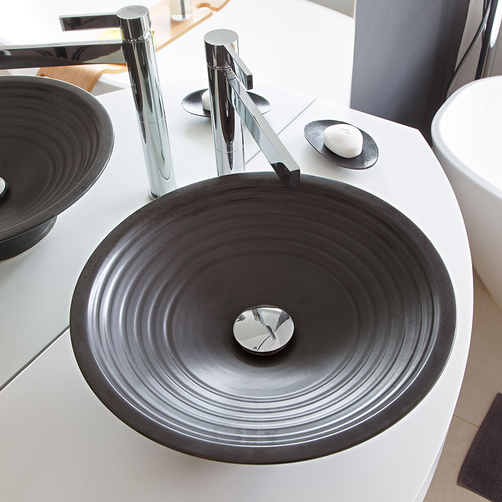 black washbasin with bathtub