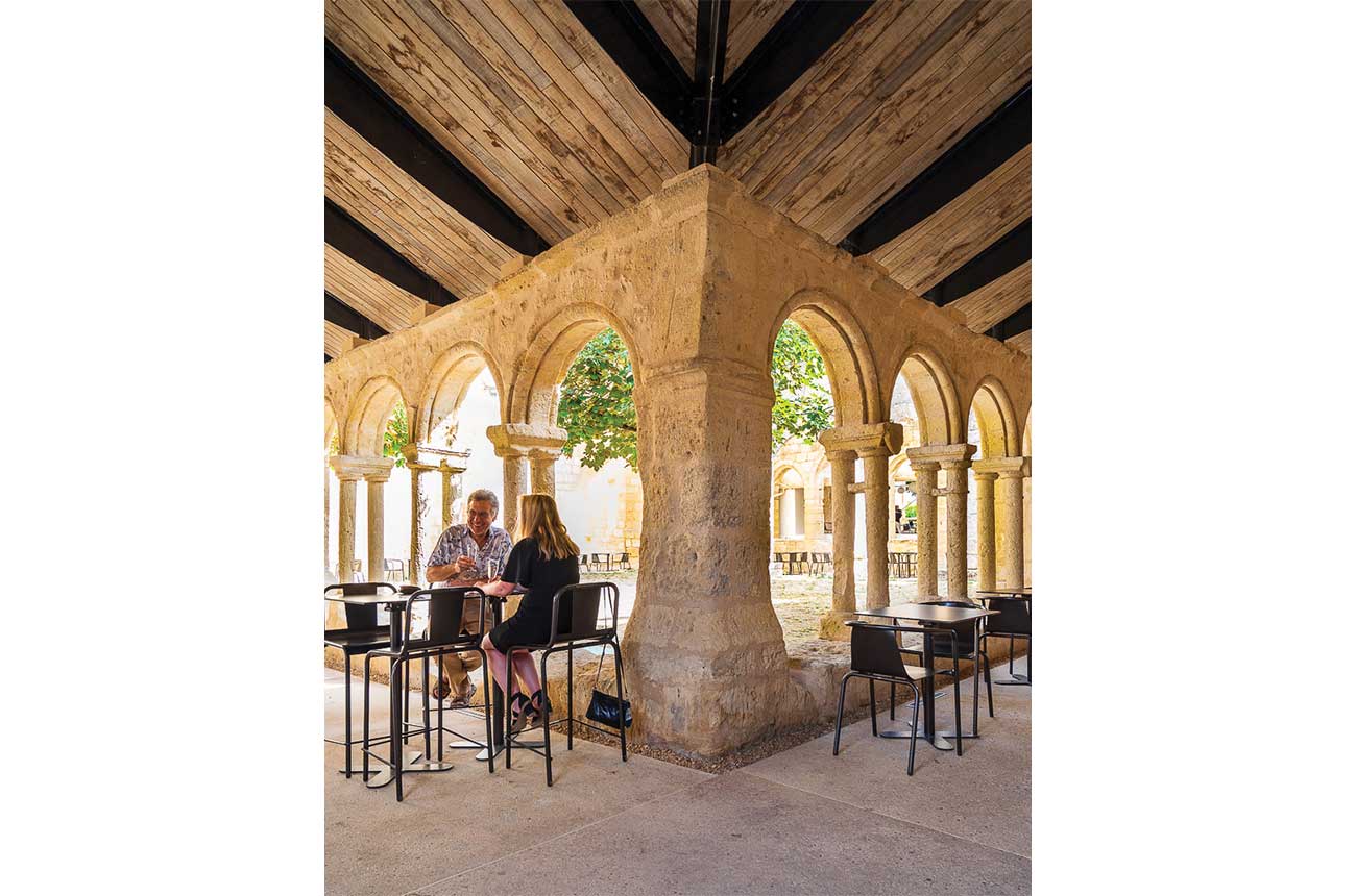 Le Clo&amp;icirc;tre des Cordeliers