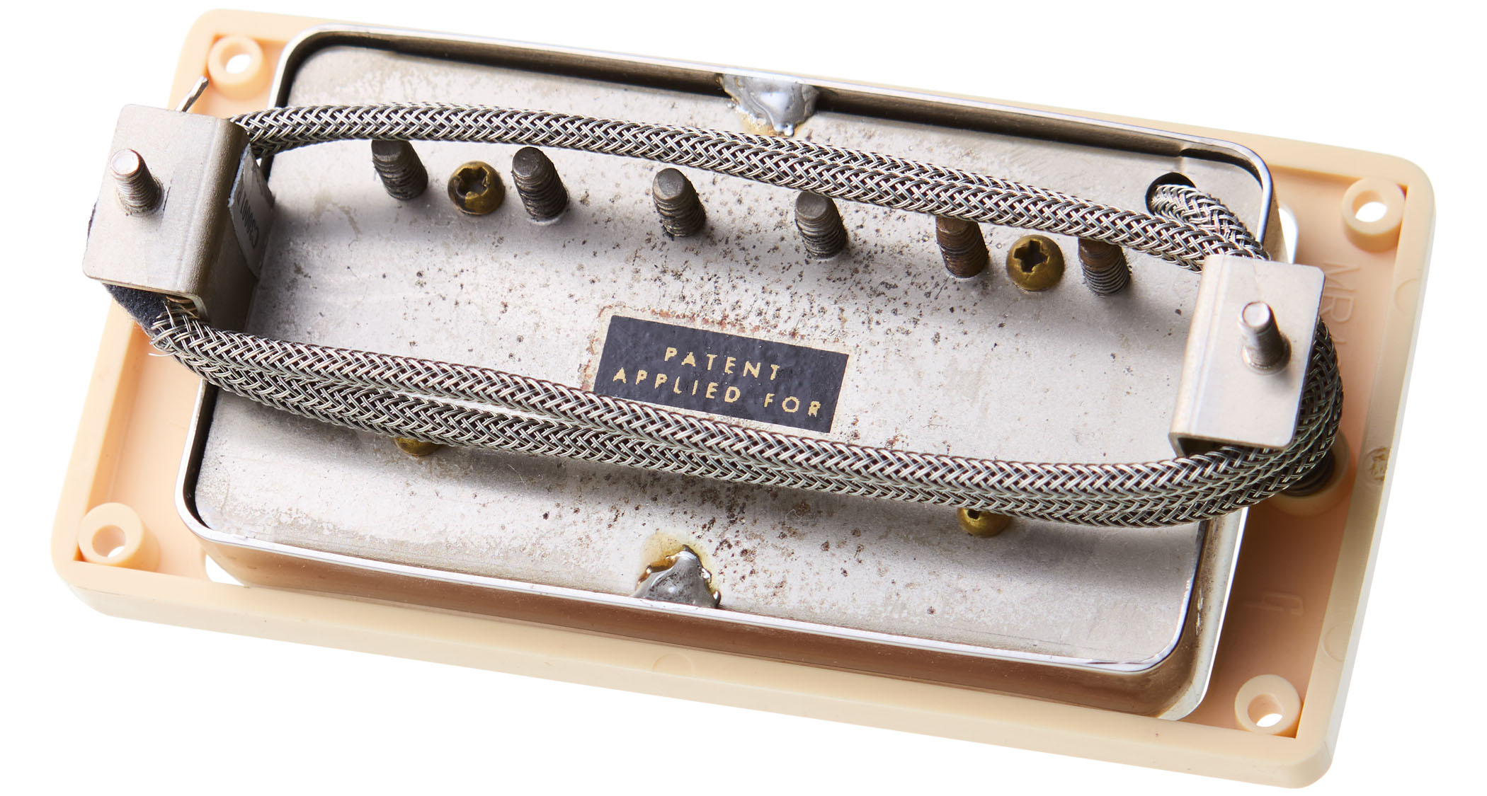 Gibson 1959 Humbucker Collector’s Edition Series 3: these Murphy Lab aged PAF replicas are limited to just 1000 units worldwide and ship in a brown pink fur-lined Lifton case just like the guitars.